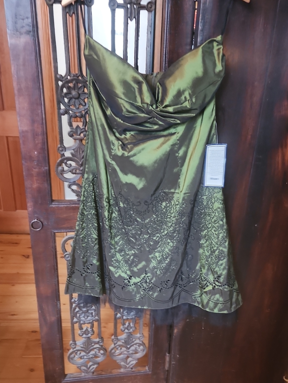 NWT Onyx Nite Olive Green Satin Lace-Trim Strapless Cocktail Dress, Size 10